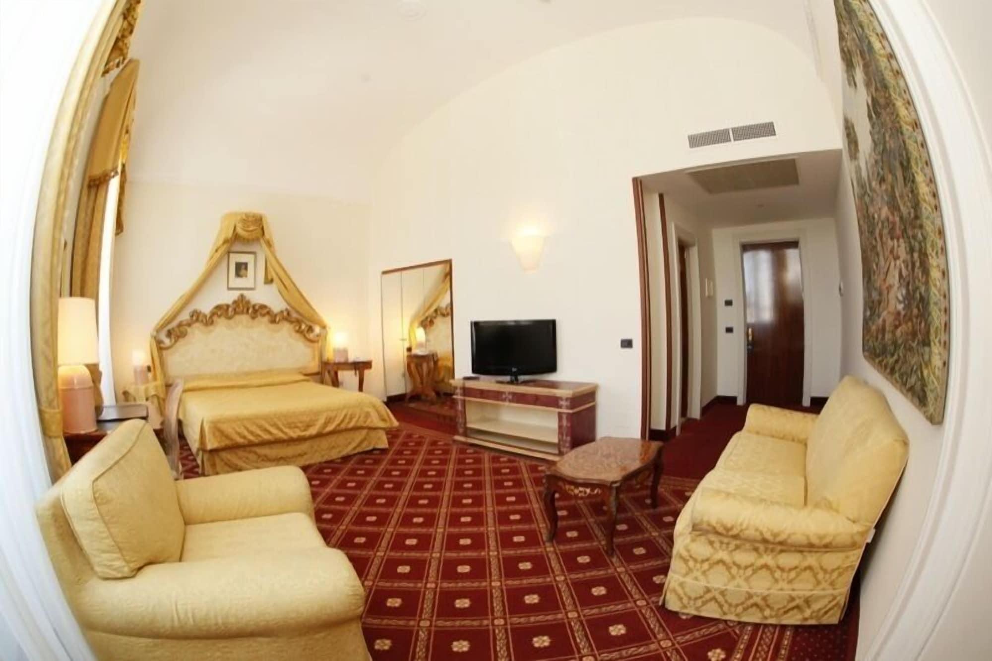 Grande Albergo Internazionale Бриндизи Экстерьер фото